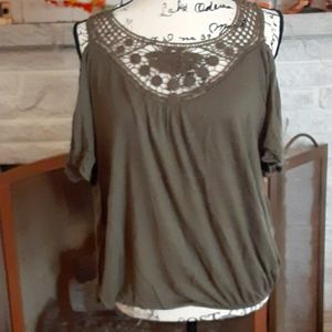 Max Studio boho cold shoulder blouse
